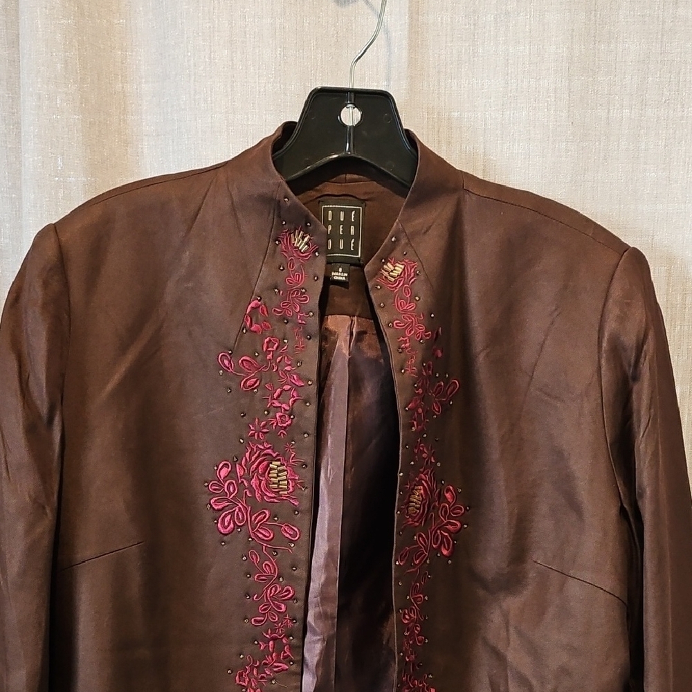 Due Per Due Brown Blazer with Deep Red Embroidery and Mandarin Collar - Picture 2 of 16